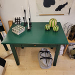table "Dora"