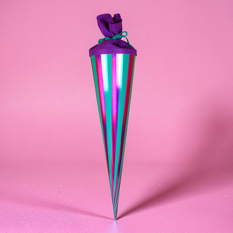 Schultüte Stripes türkis/violett mit Holofolie silber und Filzverschluss in Violett, 70cm